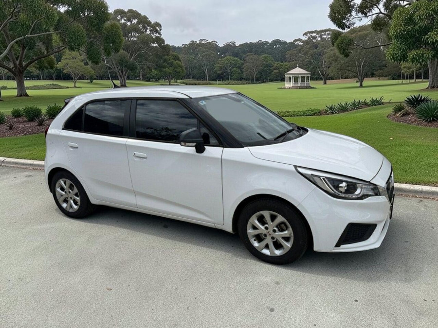 2021 MG MG3 SZP1 Core Hatch Image 1