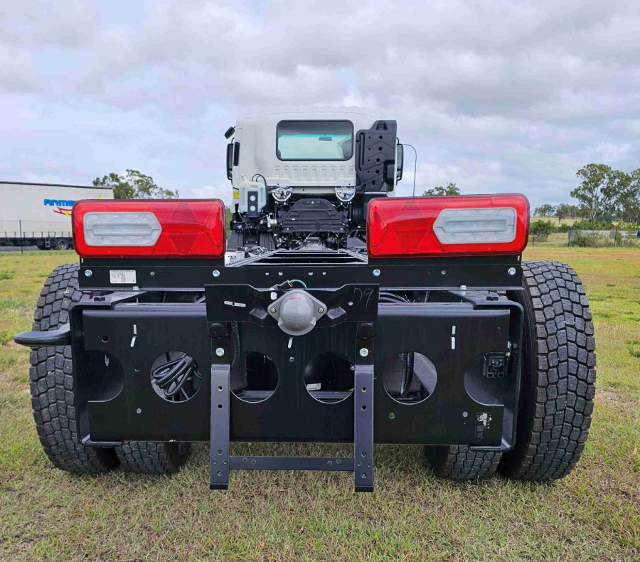 2025 Isuzu FYJ 320-355 AT R67 Cab Chassis Image 6