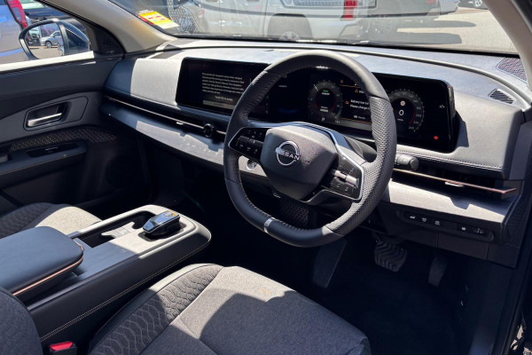 2025 Nissan Ariya FE0 Advance SUV Image 17