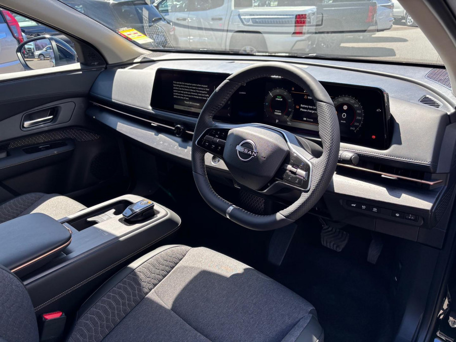 2025 Nissan Ariya FE0 Advance SUV Image 17