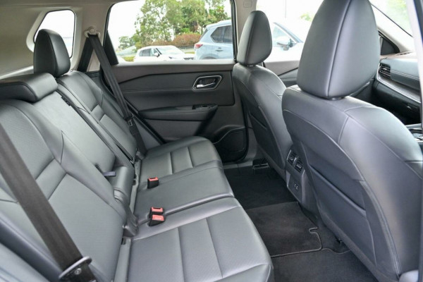 2025 Nissan X-Trail T33 ST-L SUV Image 6