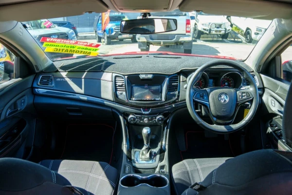 2015 Holden Commodore VF SV6 Storm Sedan Image 15