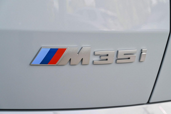 2025 BMW X2 U10 M35i xDrive SUV image 11