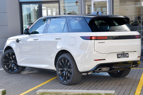 2025 Land Rover Range Rover Sport L461 PHEV P460e Dynamic HSE SUV image 2