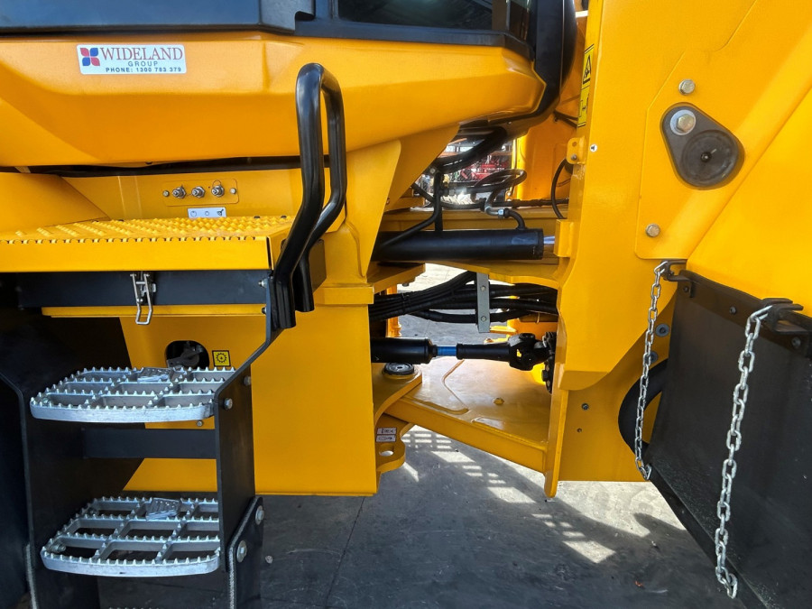 2025 JCB WHEELED LOADER Wheel Loader Image 8