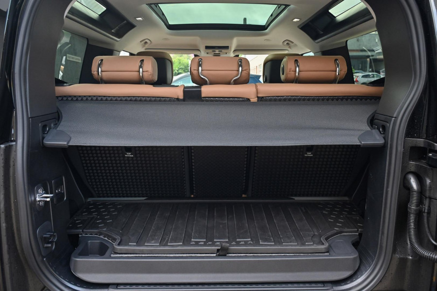 2026 Land Rover Defender L663 90 D250 S SUV