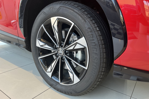 2025 MG HS Essence 1.5Pt SUV