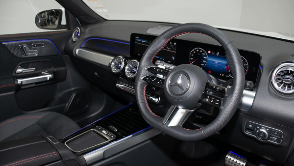 2026 Mercedes-Benz GLB-Class X247 GLB200 SUV image 6
