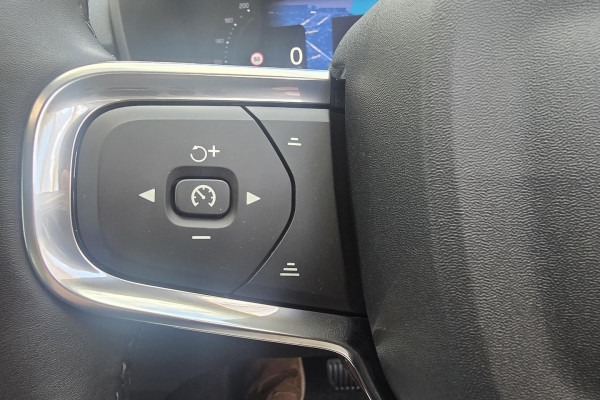 2026 Volvo XC40 XZ Plus B4 SUV Image 17