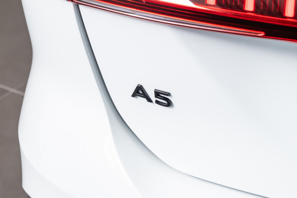2025 Audi A5 B10 e-hybrid S-Line Wagon image 19