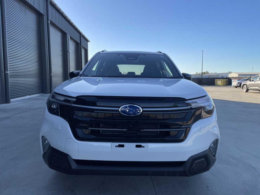 2026 Subaru Forester S6 Hybrid Touring SUV Image 3