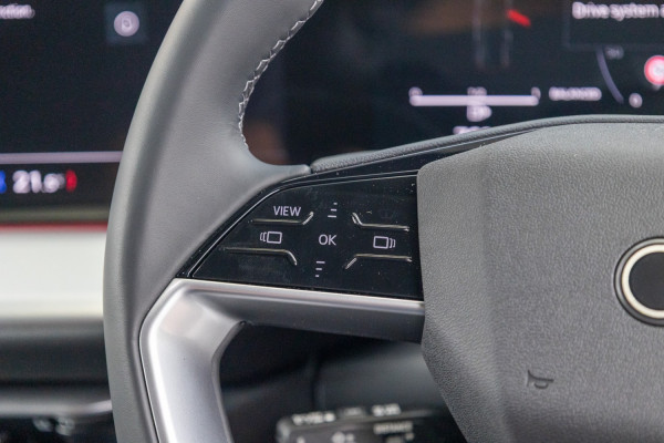 2025 Audi Q5 GU TFSI 150kW SUV image 13