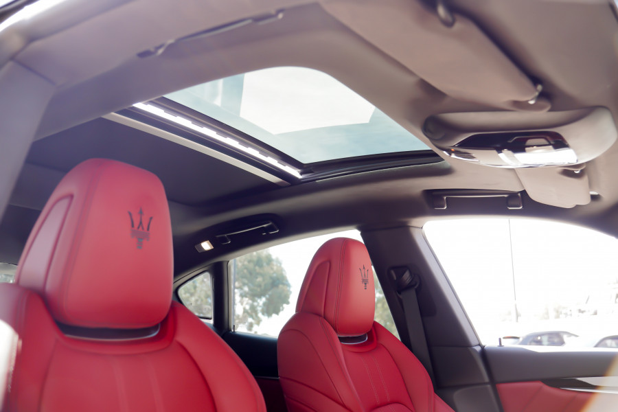 2023 Maserati Levante M161 Modena SUV Image 31