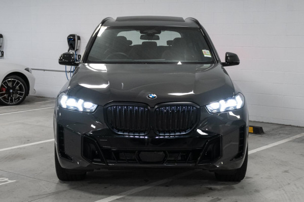 2025 BMW X5 G05 LCI xDrive40i M Sport SUV image 3