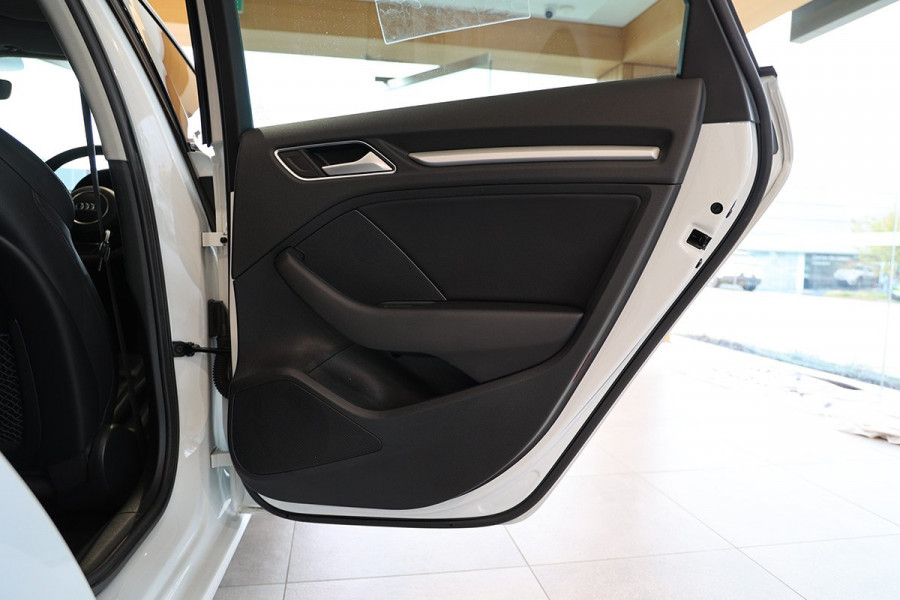 2016 Audi A3 8V Ambition Hatch Image 17