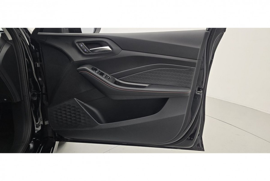 2024 MG MG5 Essence Sedan Image 8
