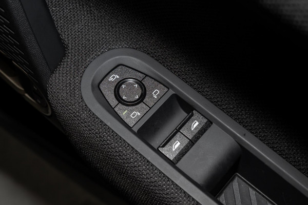 2026 MINI Cooper J01 SE Favoured Hatch image 21