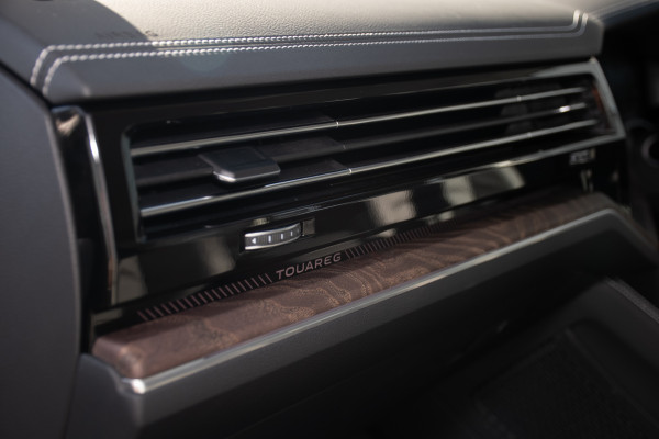 2025 MY26 Volkswagen Touareg RC 170TDI SUV Image 20