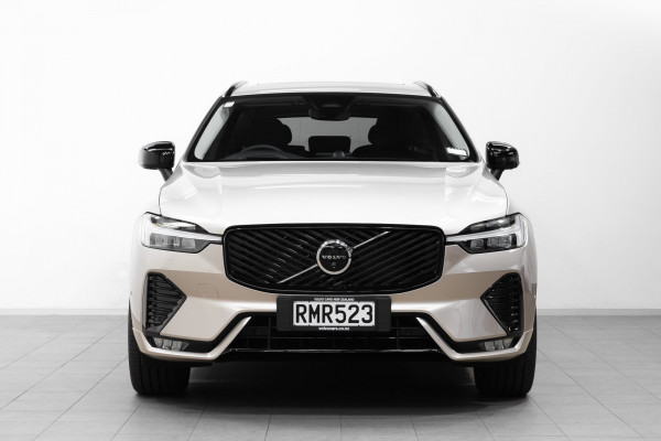 2025 Volvo XC60 UZ B5 Ultra Dark 2L Petrol AWD SUV Image 2