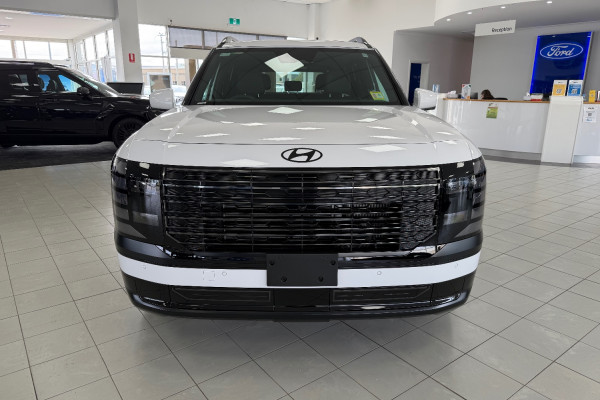 2026 Hyundai Palisade Calligraphy Black Ink SUV Image 2