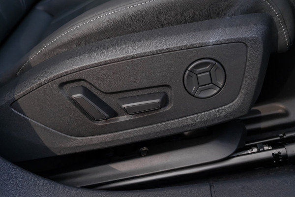 2026 Audi A3 GY TFSI 110kW S line Hatch image 15
