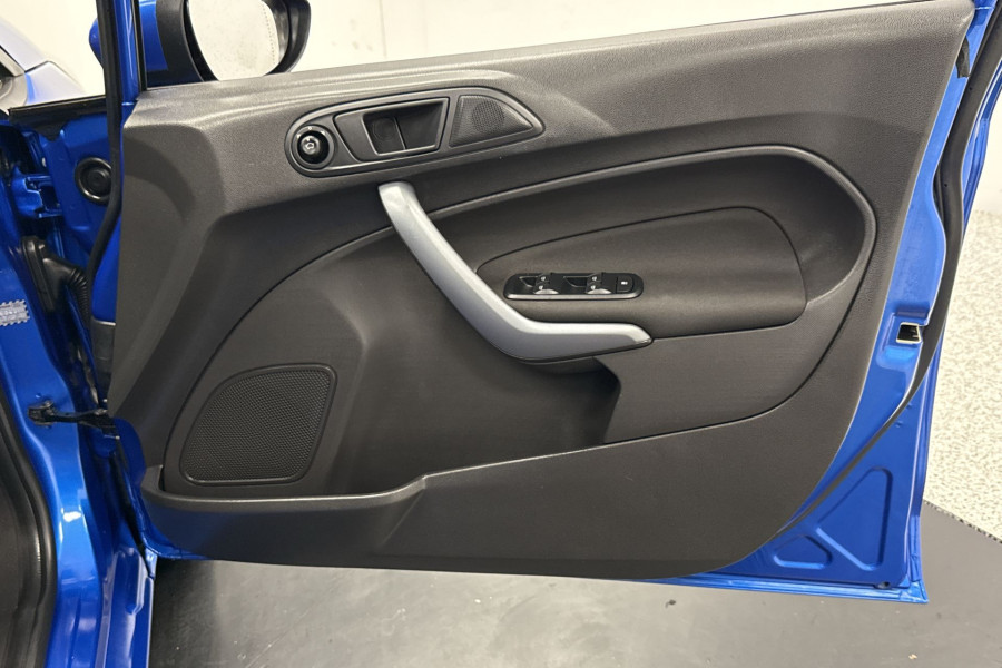 2014 Ford Fiesta Trend Hatch Image 18