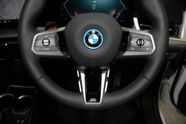 2024 BMW iX2 U10 xDrive30 M Sport SUV image 11