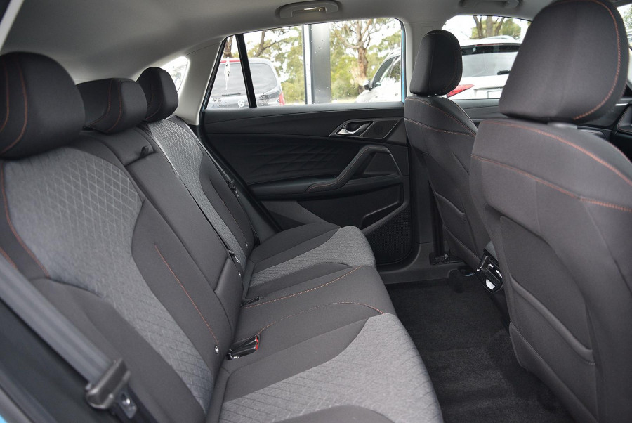 2024 MY24.5 MG HS AS33 Vibe SUV Image 9