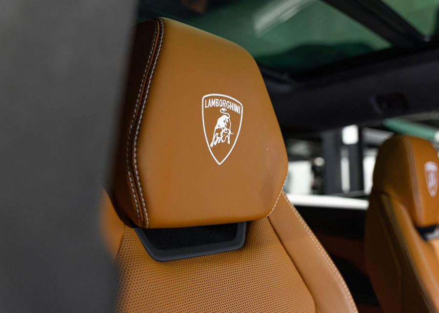 2025 Lamborghini Urus 636 SE SUV Image 23