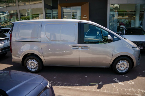 2024 MY25 Hyundai Staria Load US4.V3  Van