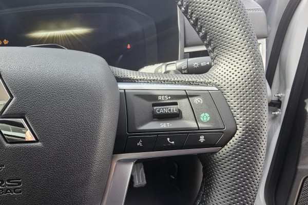 2025 Mitsubishi Outlander ZM Exceed SUV Image 20