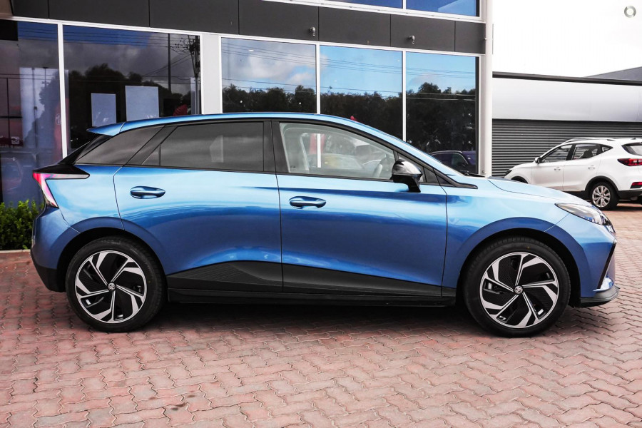 2026 MG MG4 AH4E Essence 64 Hatch Image 5