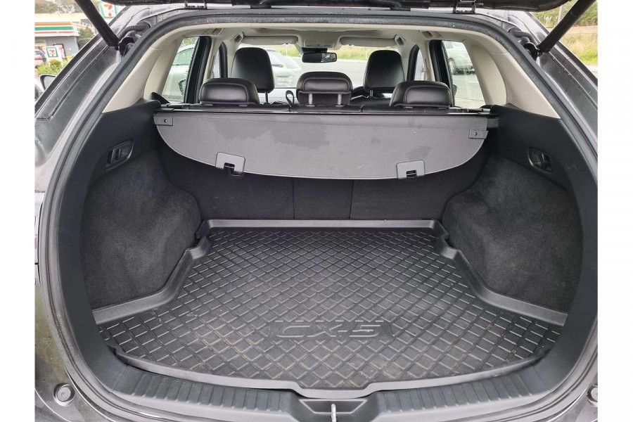2017 Mazda CX-5 KF Series GT SUV Image 10