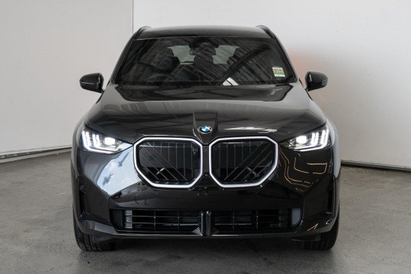 2026 BMW X3 G45 30e xDrive SUV image 4