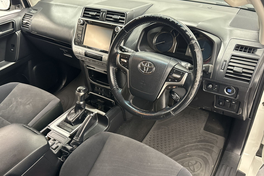 2018 Toyota LandCruiser Prado GDJ150R GXL SUV Image 17