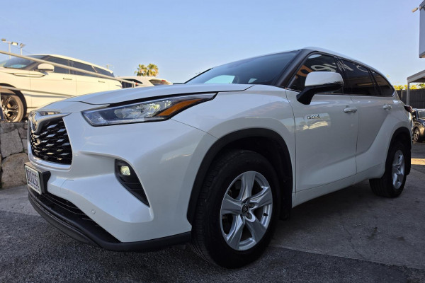 2021 Toyota Kluger AXUH78R GX SUV Image 3