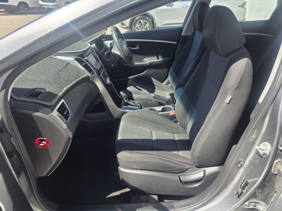 2015 MY16 Hyundai i30 GD3 Series II Active Hatch Image 9