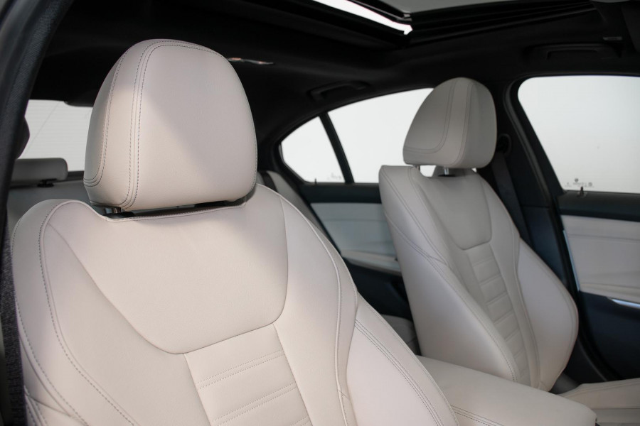 2026 BMW 3 Series G20 LCI II 330i M Sport Sedan
