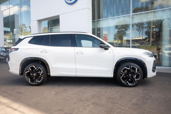 2025 Volkswagen Tayron R4 195TSI R-Line SUV Image 5