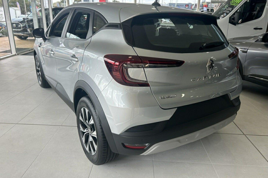2023 Renault Captur XJB Life SUV Image 6