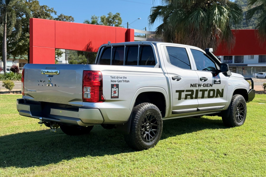 2024 Mitsubishi Triton MV GLX Ute Image 8