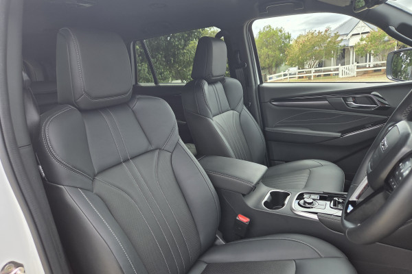 2025 MY25.5 Isuzu MU-X RJ LS-T SUV Image 7
