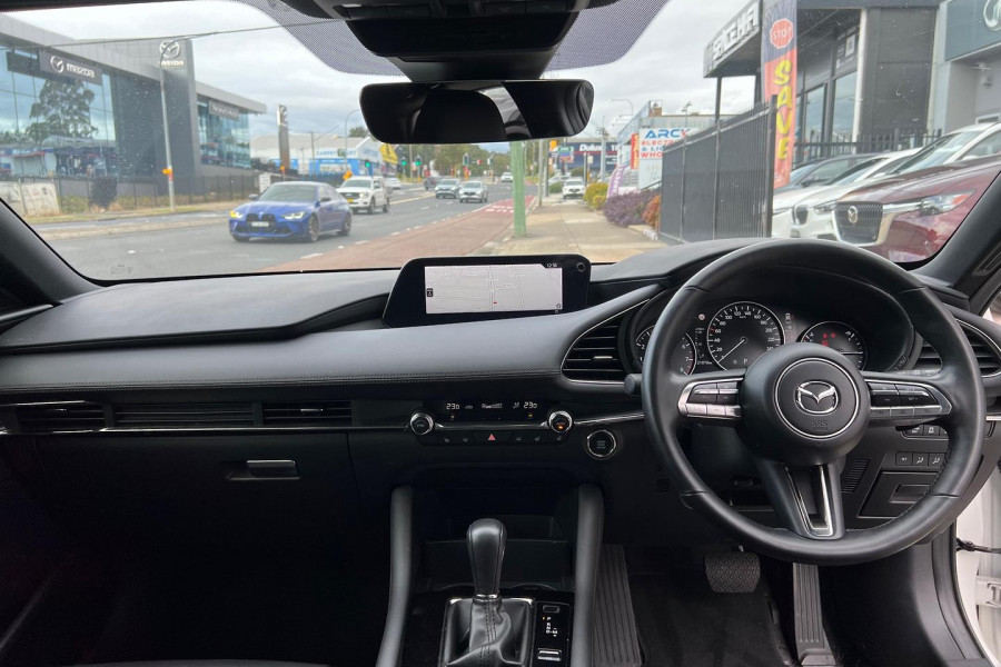 2022 Mazda 3 BP Series G25 Astina Hatch Image 13