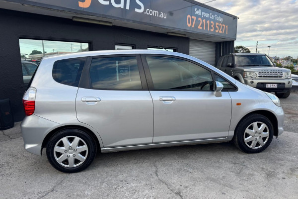 2007 Honda Jazz GD GLi Hatch Image 11