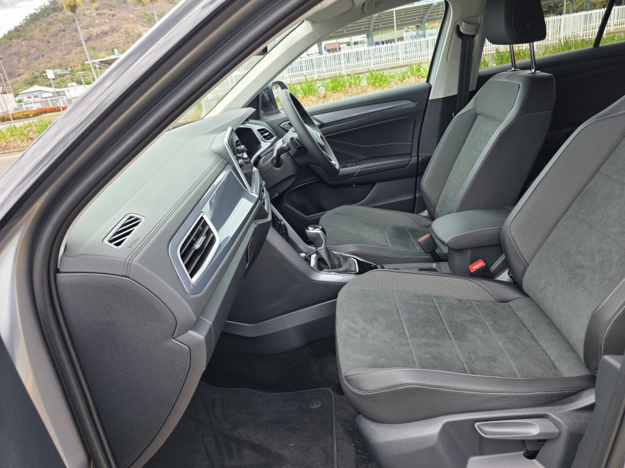 2026 Volkswagen T-Roc D11 110TSI Style SUV Image 10