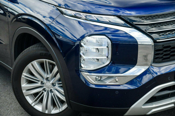 2023 MY24 Mitsubishi Outlander ZM LS SUV Image 6