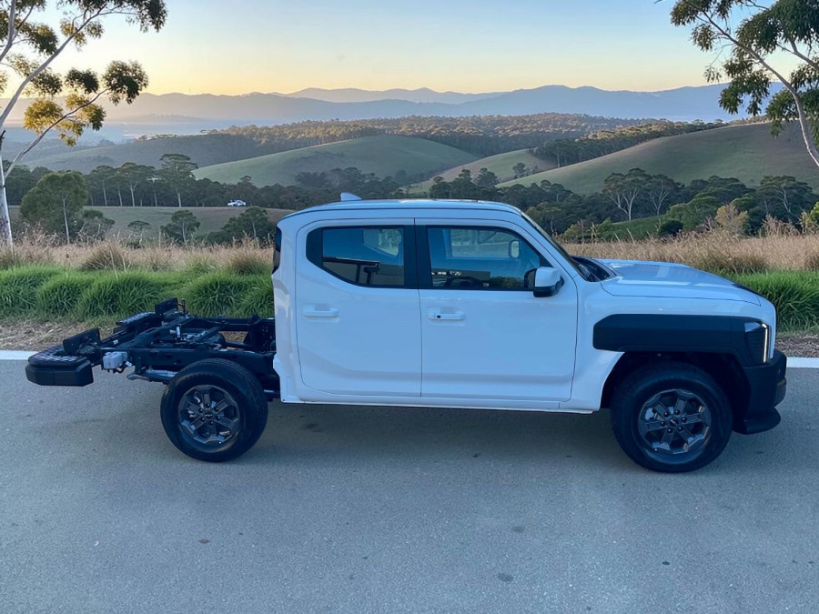 2025 MY26 Kia Tasman TK SX Cab Chassis Image 26