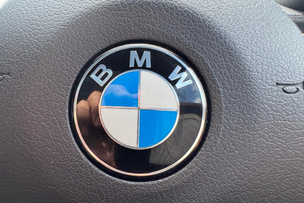 2021 BMW X1 F48 LCI sDrive20i SUV Image 19