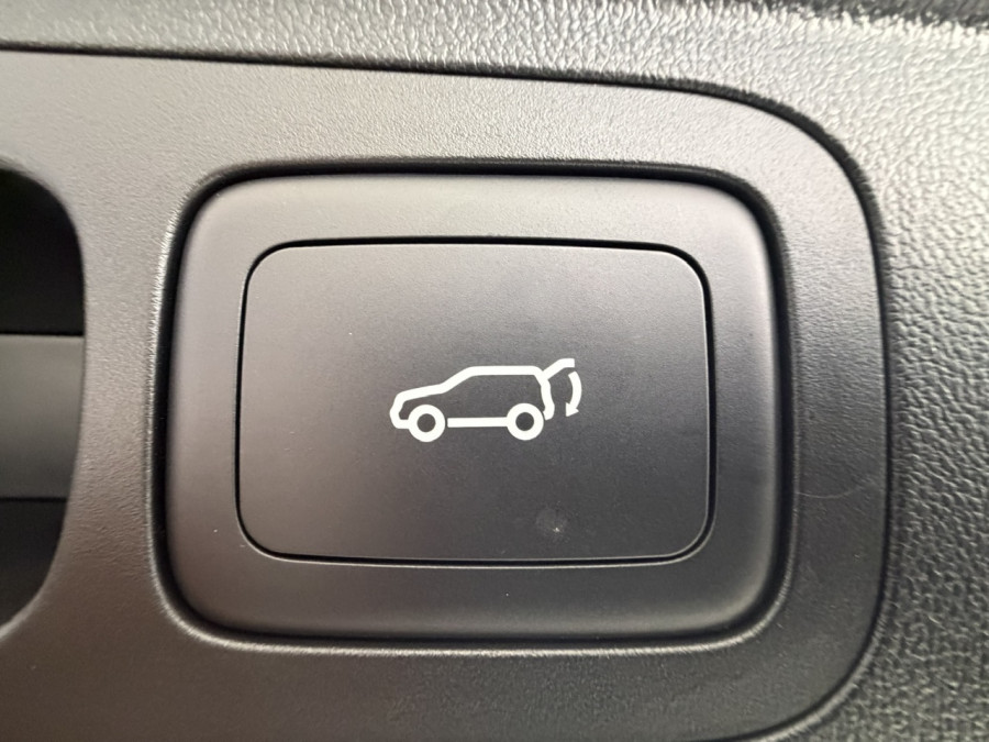 2025 MG HS AS33H Essence Hybrid+ SUV Image 14