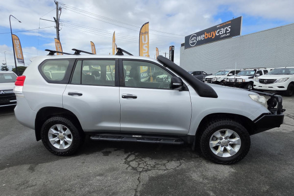 2013 Toyota LandCruiser Prado GDJ150R GX SUV Image 8